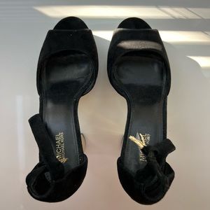 Gold and black Michael Kors heels in size 8.5